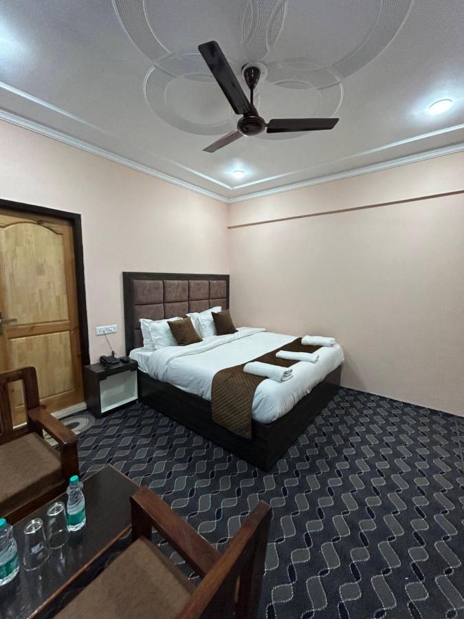 Fair Mount, Airport Road, Humhama Srinagar Hotel Bagian luar foto
